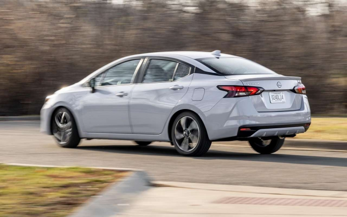 Nissan снял с производства самую доступную модель