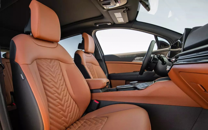 В Россию вернулся надежный семейный кроссовер Kia дешевле «китайцев»