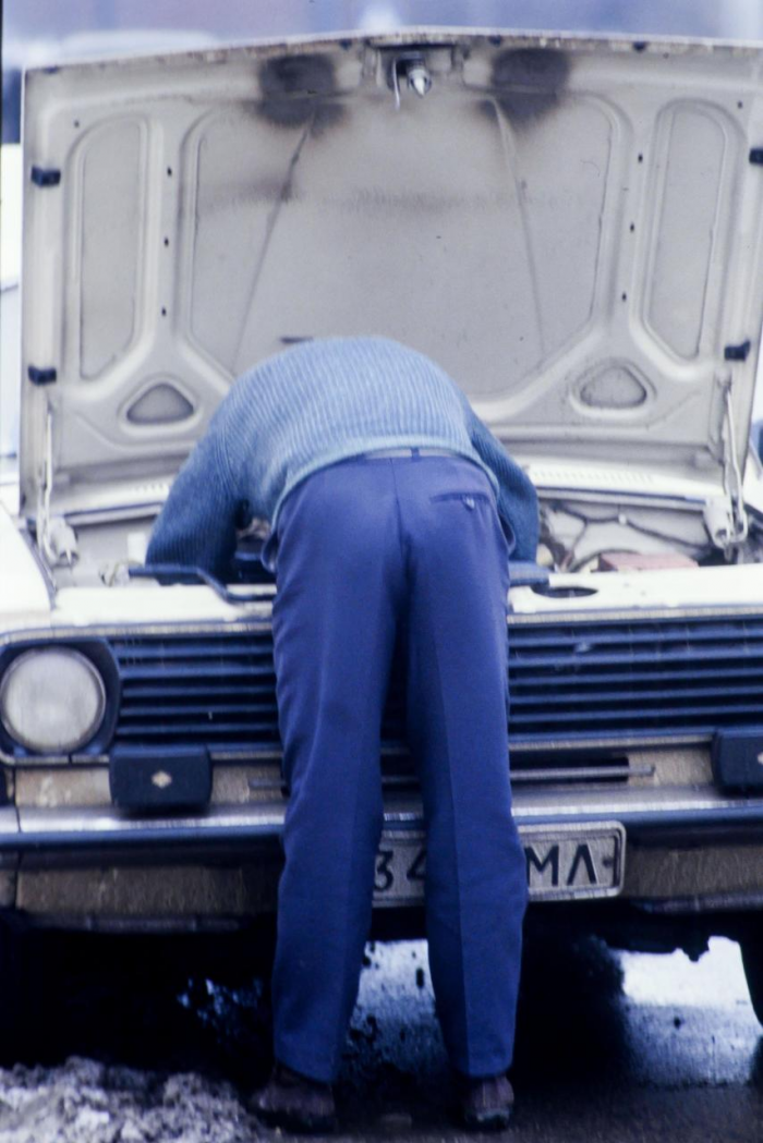 Как заводили машины в мороз в СССР: лайфхаки советских водителей