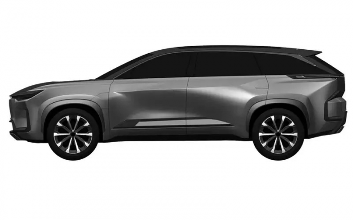 Toyota показала свой абсолютно новый внедорожник изнутри: подробности и фото