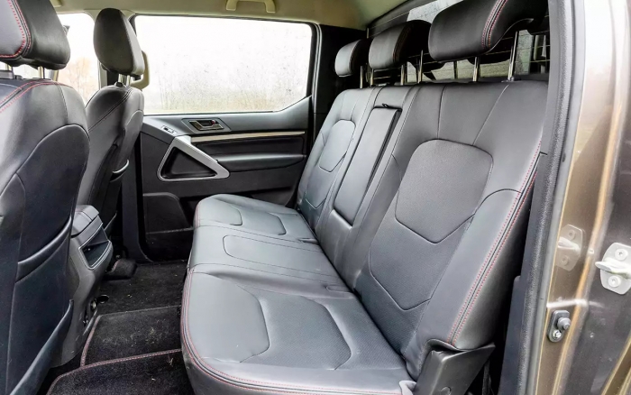 205 сил, гидроавтомат, полный привод — в РФ привезли «почти Silverado»