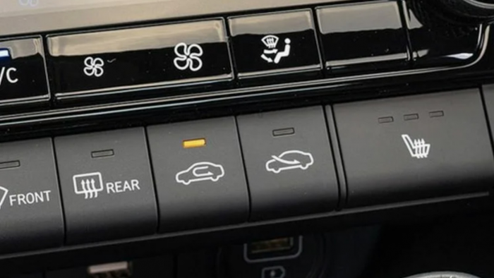 Что скрывает кнопка рециркуляции воздуха в вашей машине и как её правильно использовать