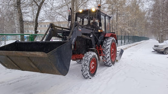 Власти Барнаула рассказали, как дорожники будут очищать и обрабатывать улицы зимой