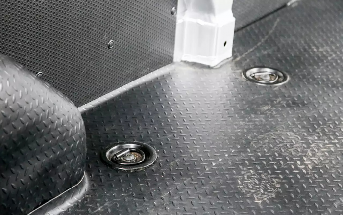 Дизель, МКП, богатое оснащение — надежный новичок на замену Транзита