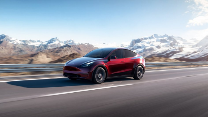 В 2023 году Tesla Model Y стала самым продаваемым автомобилем в мире, обогнав даже Toyota RAV4