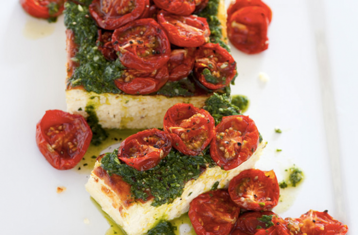 10 способов вкусно запечь сыр в духовке