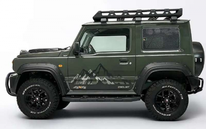 Suzuki Jimny превратили в Mercedes-Benz G-Class