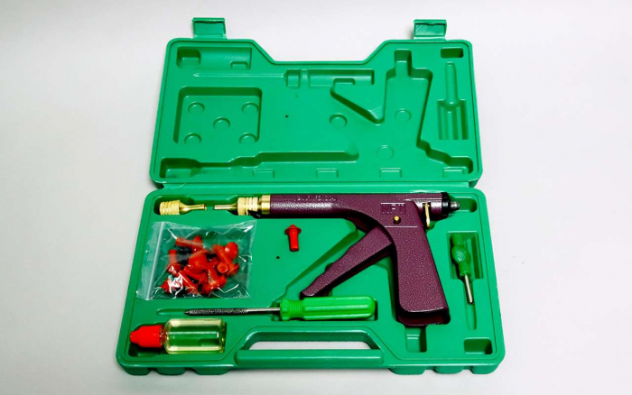 Чем заделать прокол: проверили 4 технологии самостоятельного ремонта шин