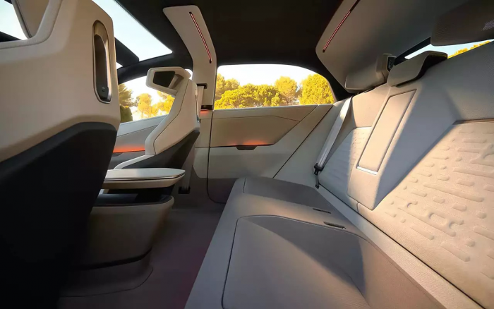 Так будет выглядеть совершенно новая Toyota Corolla: подробности и фото