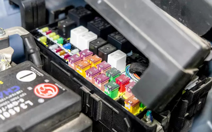 Тест-ремонт китайского кроссовера: почему в сервисе дорого и как сэкономить