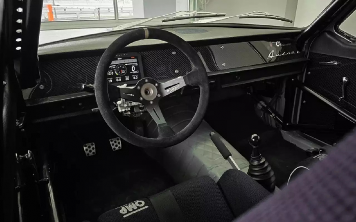 В России продают уникальную Волгу за 10 млн рублей: что в ней особенного?