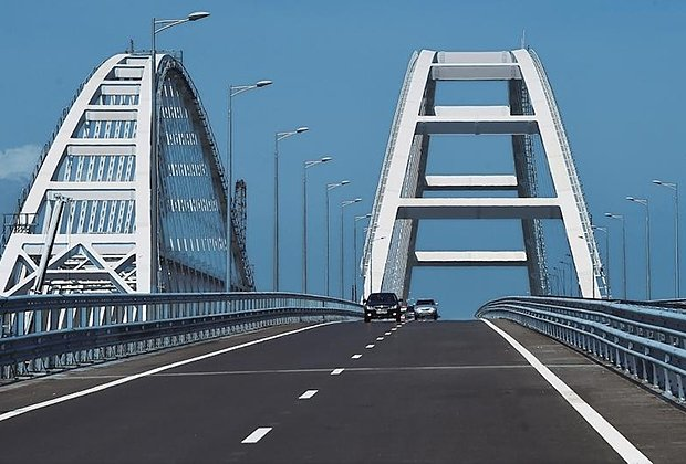 Как добраться до Крыма в 2026 году? Все возможные способы: на машине, поезде, автобусе, самолете с пересадкой