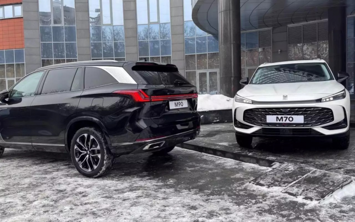 Новый Москвич М70 — первые фото интерьера