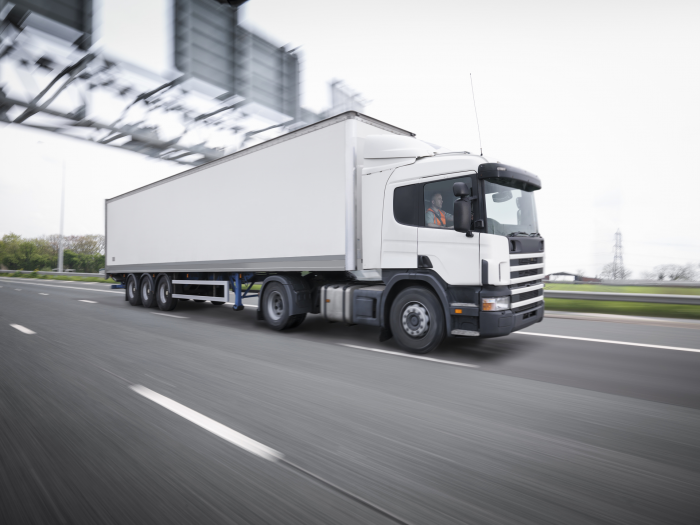 Электронный документооборот и беспилотные грузовики: как изменится транспортная сфера в России в 2026 году