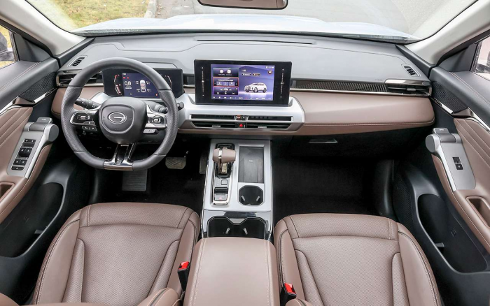 Полный привод, приемлемая цена  — большой тест свежих китайских кроссоверов