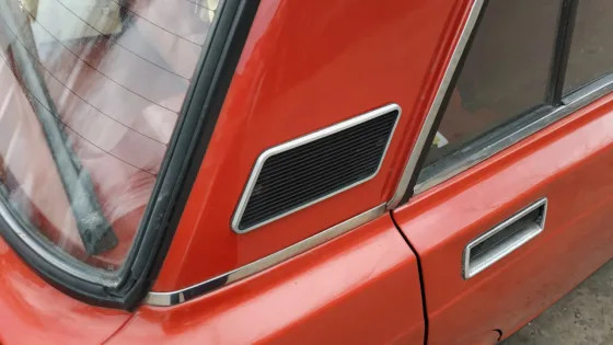 В автосервисе раскрыли, зачем на легковых советских автомобилях устанавливали боковые решётки