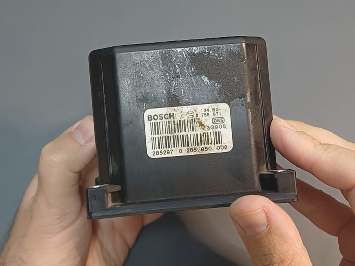 Ремонт блока ABS BMW E39 002. Примеры типовых проблем с ЭБУ Bosch