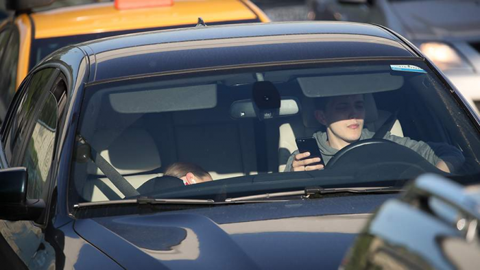 Водители легковушек стали получать штрафы до 600 тыс. из-за грузовиков