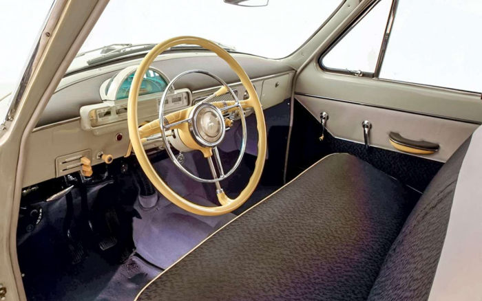 Шикарный советский седан от 600 тыс. рублей: кузов — вечный, ремонтопригодность — выдающаяся!