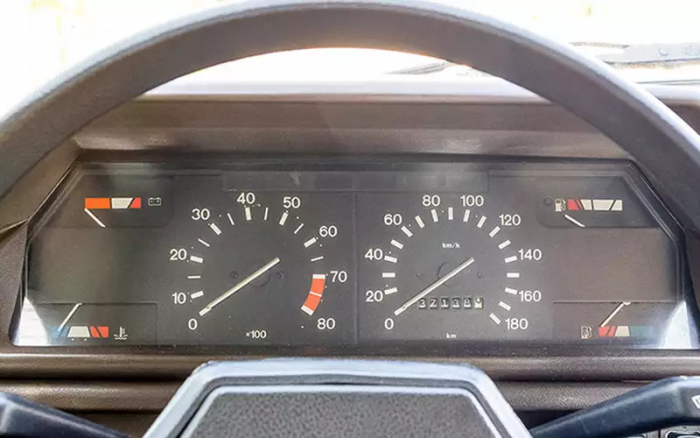 Москвич-2141 первых выпусков: какие на него были надежды!