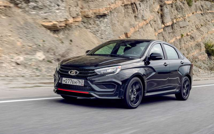 АВТОВАЗ отменил скидки на спортверсию Весты: сколько она теперь стоит?