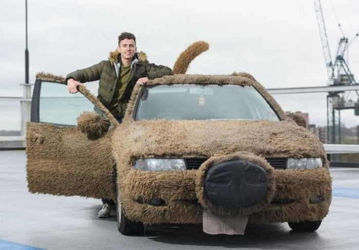 Как парень отучил свою девушку от привычки просить подвезти её на машине по поводу и без