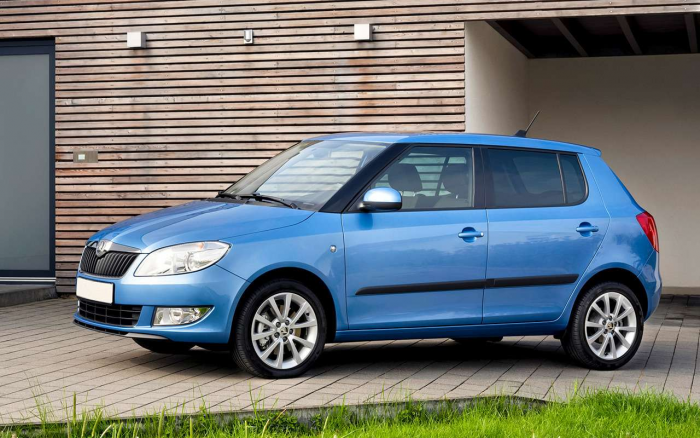 Самые доступные и надежные б/у авто — рейтинг машин на ходу за 300 тыс. руб.