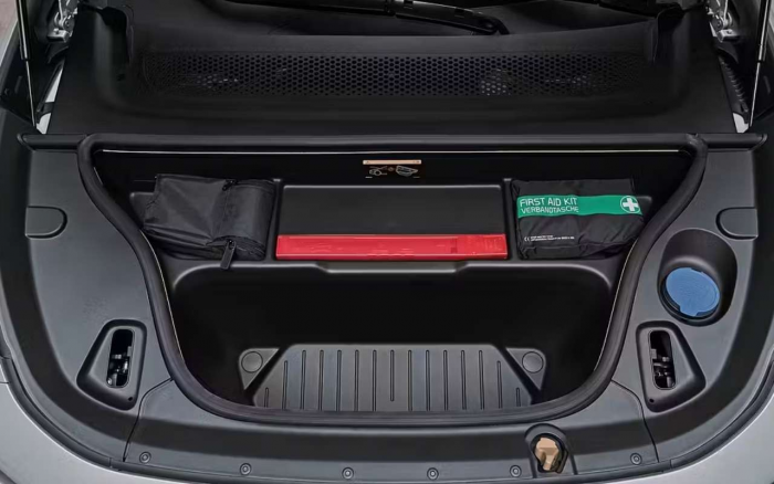 Volvo EX60: 870 км на одной зарядке и скорость заправки как у бензинового авто