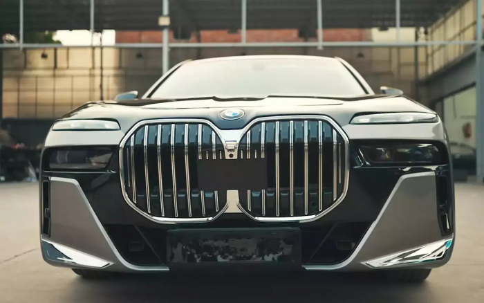 Посмотрите на перевоплощение старой BMW в самый последний кузов от индийских мастеров