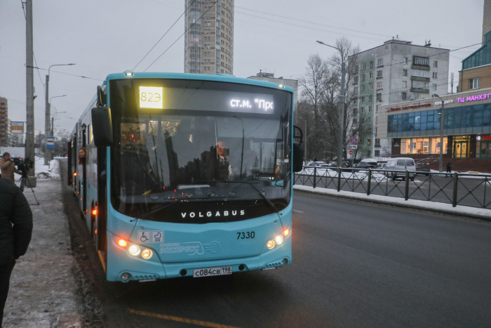 С 1 сентября в Петербурге вводится дополнительная остановка на автобусном экспресс-маршруте №82Э