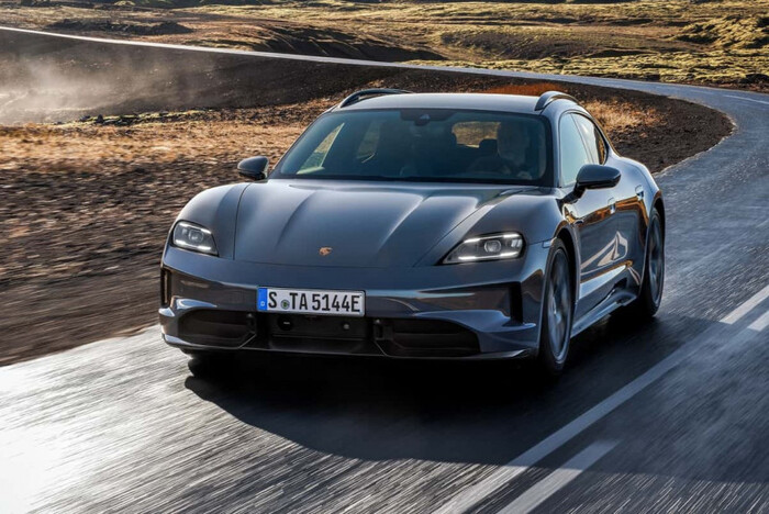 Представлены обновленные Porsche Taycan GTS и Taycan 4