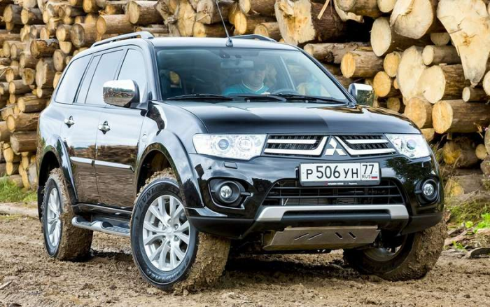 Полный привод, дизель, блокировки — эталонный японский рамник за 1,5 млн