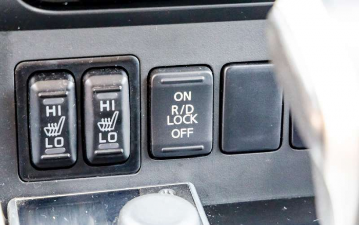 Какой рамник взять за ~4 млн: новый китайский или подержанный японский