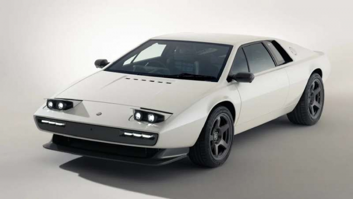 Культовый Lotus вернулся в совершенно новом качестве