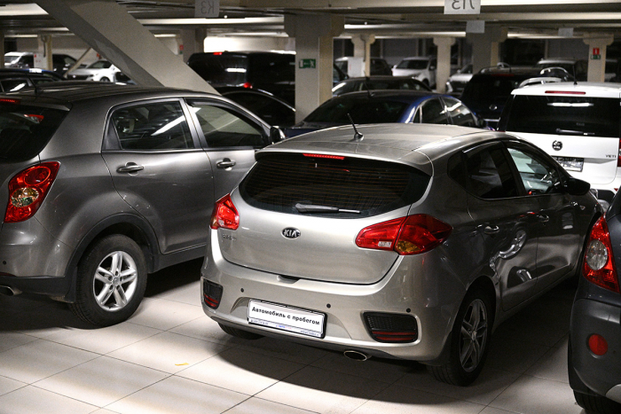 В России констатировали обрушение продаж иномарок