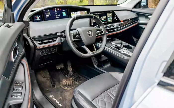 10 500 км с модным китайским кроссовером: зимы боится?