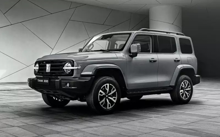 Популярный в России рамный внедорожник подготовили для наших суровых условий