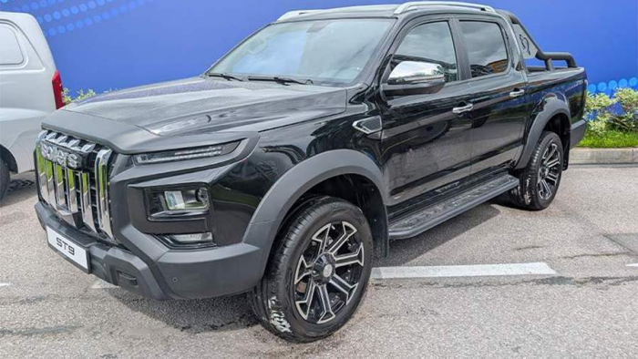 Продажи отечественных пикапов Sollers ST9 начались в России