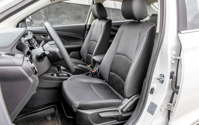 Лада Искра против конкурентов — большой тест недорогих седанов