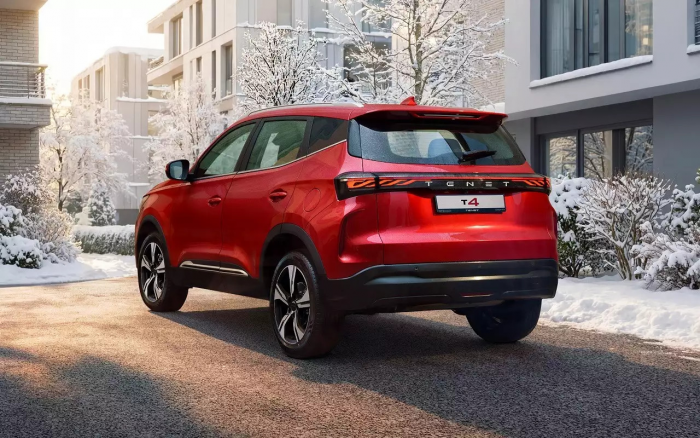 Доступный российский кроссовер получил полноприводную версию: сколько она стоит?