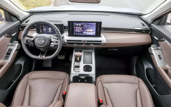 Полный привод, приемлемая цена — большой тест свежих китайских кроссоверов