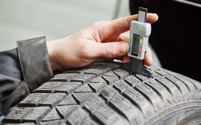 Когда менять летние шины на зимние — простые приметы