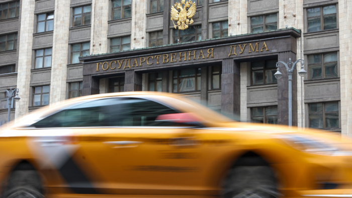 Требования по локализации автомашин для самозанятых таксистов смягчат