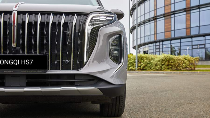 Флаги на башнях: китайский премиум показал свое лицо