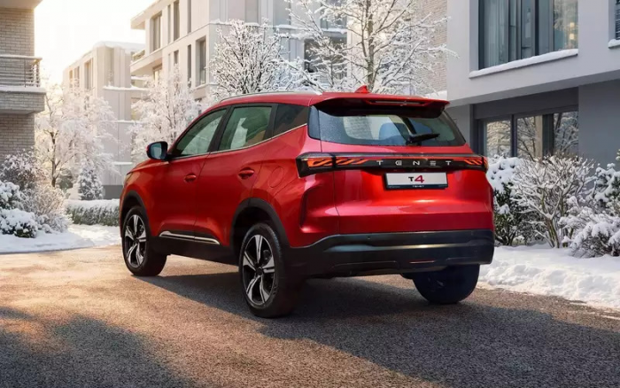 Доступный российский кроссовер получил полноприводную версию: сколько она стоит?