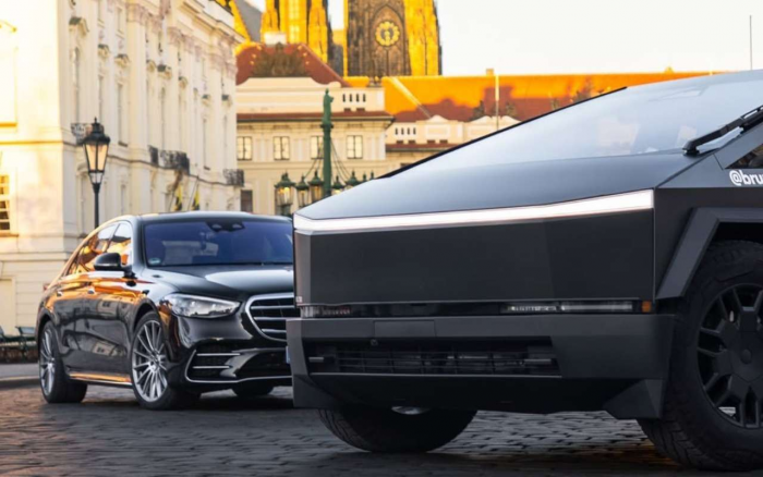 Tesla Cybertruck запрещен в Европе, но там нашли выход (очень странный)