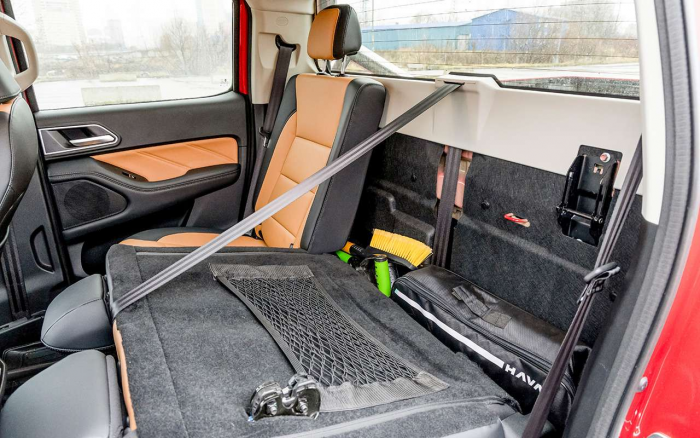 Внедорожники за 4 млн: сравнили новый китайский и японский с пробегом