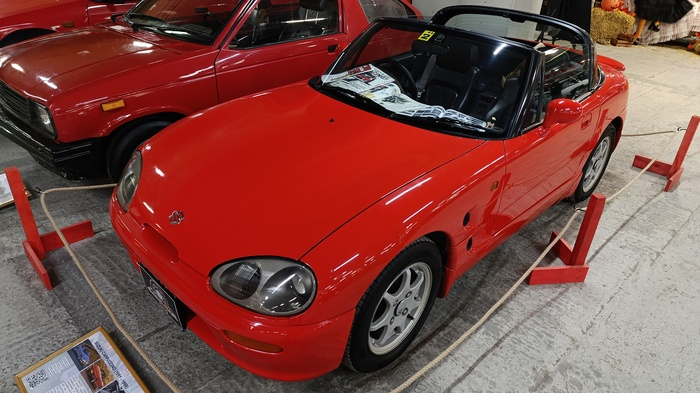 Музей японских автомобилей Bucket Empire. Площадка в ТРЦ «Облака»