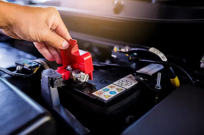 Простой вопрос, неочевидный ответ. Надо ли смазывать клеммы АКБ