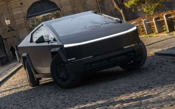Tesla Cybertruck запрещен в Европе, но там нашли выход (очень странный)